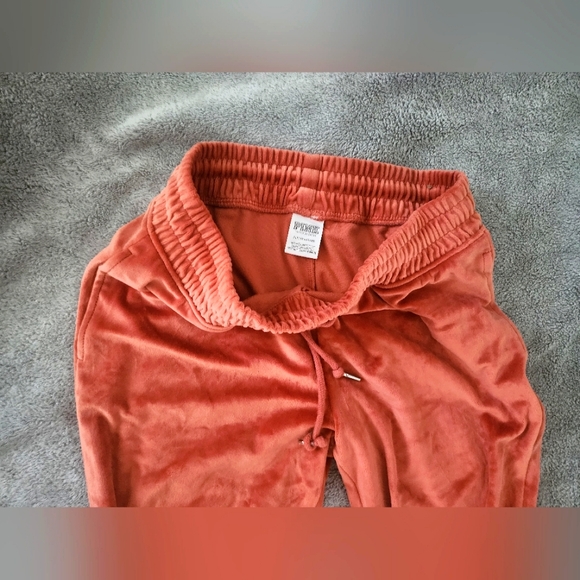 Victoria's Secret Pink Small Velour boyfriend pants - Picture 5 of 5